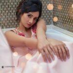 Harshika Poonacha Instagram - Was looking for a safe place to shoot 🤣 Bathtub it isss❤🤣 Wearing @saldanha_label MUH @shaggy_khuman PC @rathin09 #throwback #majormissing #photoshoot #inauguration #celebritylife #events #heroine