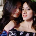 Harshika Poonacha Instagram - HAPPIEST BIRTHDAY to my favorite person on earth ❤❤❤ No matter how much ever busy I'm in my life,I always have time to click selfies with you maam 😘 You and @goldenstar_ganesh sir are an eternal part of my life ❤ Happy birthday dearest superwoman @shilpaaganesh maam 🥰😘🤩