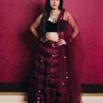Harshika Poonacha Instagram – God gave girls dupattas to fly ♥️♥️♥️
Why need wings ???
.
.
.
.
Wearing this gorgeous lehenga by @nadira.couture 
PC @santu_the_photographer 
MUH @lubna_shik N4Couture