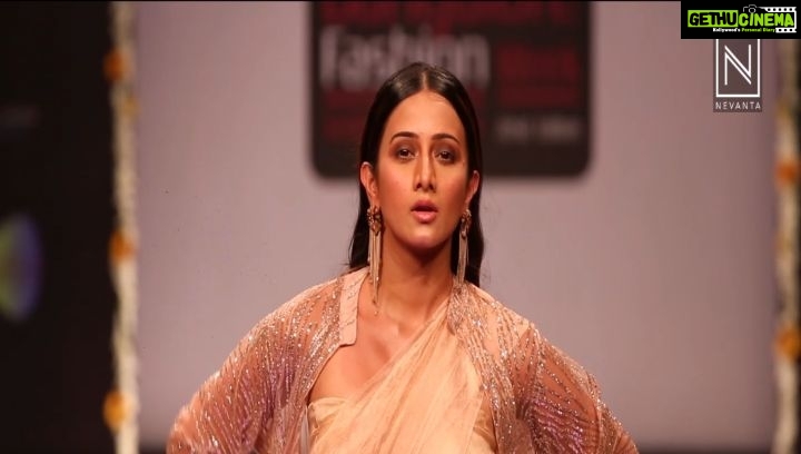 Harshika Poonacha Instagram - I don't just walk the ramp, I OWN it ♥️ #showstopper #bangalorefashionweek @bangalorefashionweek Wearing the gorgeous @bohe_sq MUH @bandanabhattaraimakeup @subu_rao_t Team @robertnaoremstudio Thankyou for the lovely video @nevantamedia 😘 Happy women's day , This #womensday let's own the world 👸 The Oterra