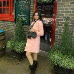 Harshika Poonacha Instagram - Who needs some FISH & CHIPS ♥️♥️♥️ #london #lights London, United Kingdom