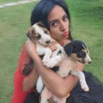 Harshika Poonacha Instagram – Come to goa if you wanna cuddle these two…
Sussssch cutiesss😘😘😘 Wearing the very pretty @arabylekhareddy 😍 Goa