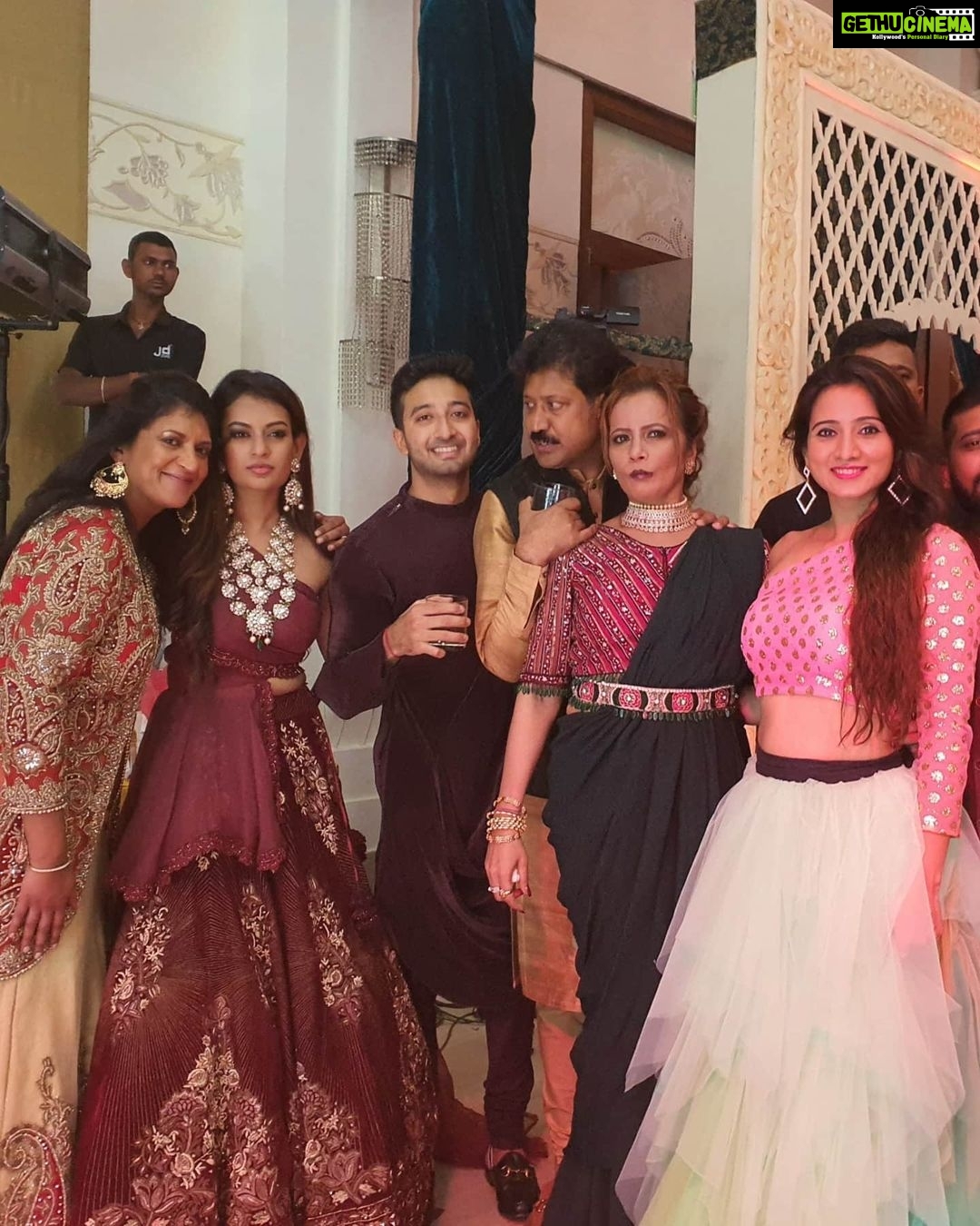 Harshika Poonacha Instagram - Congratulations darlings ❤❤❤ @dg1225 @likhita.nimmagadda #Darshanlikhitasangeet ITC Gardenia, Bengaluru
