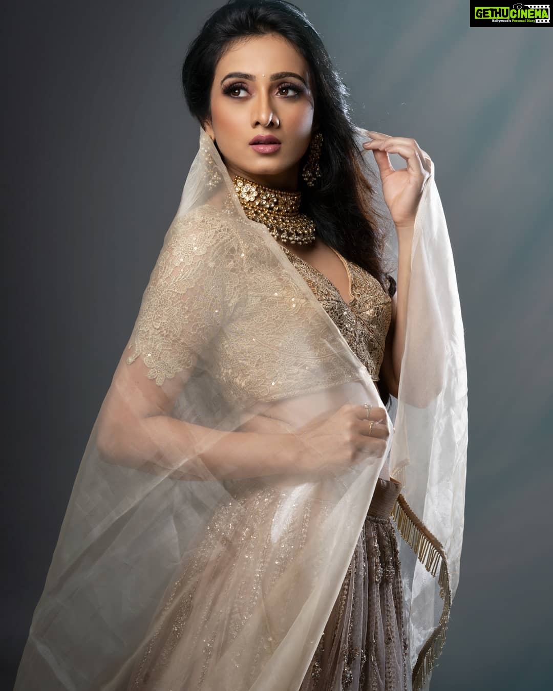 Harshika Poonacha Instagram - Once upon a time there was a PRINCESS 👸 . . . . . . Fantastically Shot by the very talented @photographer_ajay Beautiful outfit by @label_divya_samal Got gorgeous by @makeoverwithlakshmi_shetty Jewellery by @yaarna.exclusive Studio Fibonacci