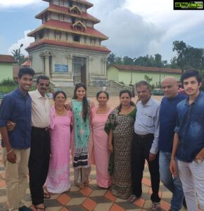 Harshika Poonacha Instagram - Happiness is to see my mom smile ❤❤❤
We finished our last ritual for dad at Bhagamandala Talakaveri and the transformation of my mom from wearing white saree for almost 51days to colorful saree today was the biggest relief to me . I would get depressed seeing her white everyday and night.
But with due respect to the rituals and love for my dad, we have completed them giving our 100%,Thanks to my family for being there for us,Pappa I know will be happy to see us all together for you.
Missed you a lot today.
I know you are in a happy place and God is keeping you happy ❤❤❤
With lots of love, 
Your loving daughter and wife.
Love you pappa😘