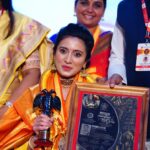 Harshika Poonacha Instagram - Another feather to my life♥️ Youngest winner of #KannadaRajyotsava award 2021 . it’s a Huuuuuge honour 🙏 Thankyou somuch #TheNewspapersAssociationofKarnataka for honouring me with #KannadaRajyotsava2021 award🙏🙏🙏 Very very honoured and touched to be sharing the stage with my favourite actress who I look upto @shruthi__krishnaa ma’am 🙏 This inspires me to work harder and achieve more ,Also be more helpful to my people and make my life more meaningful. ನನ್ನ ಬದುಕಿನ ಮತ್ತೊಂದು ಗರಿ♥️ ಕನ್ನಡರಾಜ್ಯೋತ್ಸವ ಪ್ರಶಸ್ತಿ 2021 ರ ಅತ್ಯಂತ ಕಿರಿಯ ವಿಜೇತೆ . ಇದು ನನಗೆ ಅತ್ಯಂತ ಗೌರವ ನೀಡಿದೆ 🙏 ನನಗೆ #ಕನ್ನಡರಾಜ್ಯೋತ್ಸವ2021 ಪ್ರಶಸ್ತಿ ನೀಡಿ ಗೌರವಿಸಿದ್ದಕ್ಕಾಗಿ #ದಿ ನ್ಯೂಸ್ ಪೇಪರ್ಸ್ ಅಸೋಸಿಯೇಷನ್ ​​ಆಫ್ ಕರ್ನಾಟಕ ಸಂಸ್ಥೆಗೆ ಧನ್ಯವಾದಗಳು🙏🙏🙏 @shruthi__krishnaa ಮೇಡಂ 🙏 ನನ್ನ ನೆಚ್ಚಿನ ನಟಿಯೊಂದಿಗೆ ವೇದಿಕೆಯನ್ನು ಹಂಚಿಕೊಳ್ಳುತ್ತಿರುವುದಕ್ಕೆ ತುಂಬಾ ಖುಷಿಯಾಯಿತು . ಇದು ನನಗೆ ಕಷ್ಟಪಟ್ಟು ಕೆಲಸ ಮಾಡಲು ಮತ್ತು ಹೆಚ್ಚಿನದನ್ನು ಸಾಧಿಸಲು ಪ್ರೇರೇಪಿಸುತ್ತದೆ, ಜೊತೆಗೆ ನನ್ನ ಜನರಿಗೆ ಹೆಚ್ಚು ಸಹಾಯಕವಾಗಿರಲು ಮತ್ತು ನನ್ನ ಜೀವನವನ್ನು ಹೆಚ್ಚು ಅರ್ಥಪೂರ್ಣವಾಗಿಸುವ ಹಾಗೆ ಮಾಡಿದೆ . . . . Thankyou @sudarshansilks915 for this beautiful saree on my special day . Jewellery by @waymore_priyanka MUH @indiravisage Bangalore Medical College and Research Institute