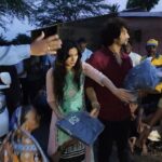 Harshika Poonacha Instagram – ಗೋಕಾಕ್ ನಲ್ಲಿ ಪ್ರವಾಹದಿಂದ ತುಂಬಾ ತೊಂದರೆಯಲ್ಲಿದ್ದವರನ್ನು ಭೇಟಿ ಆಗಿ ಒಂದು ಇಡೀ ದಿವಸ ಕಳೆದು ಬಂದೆ. ಮನಸ್ಸಿಗೆ ತುಂಬಾ ಬೇಜಾರಾಯಿತು. ಒಂದು ಪುಟ್ಟ 5 ತಿಂಗಳ ಕಂದಮ್ಮನಿಗೆ ತೊಟ್ಟಿಲು ಕೊಟ್ಟಾಗ ಅದರ ಮೊಗದಲ್ಲಿದ್ದ ಒಂದು ಸಣ್ಣ ನಗುವನ್ನು ನೋಡಿ ನನ್ನ ಜೀವನ ಸಾರ್ಥಕ ಎನಿಸಿತು. ಇನ್ನು ಮುಂದಾದರು ಪರಿಸರವನ್ನು ಹಗುರವಾಗಿ ತೆಗೆದುಕೊಳ್ಳುವವರು ಯೆಚೆತ್ತುಕೊಳ್ಳಲಿ. ಪರಿಸರವೇ ನಮ್ಮ ಪ್ರತ್ಯಕ್ಷ ದೇವರು. ಅದರ ನಾಶ ಮನುಷ್ಯ ಕುಲದ ನಾಶ. 
Personally visited flood effected people of ‘Gokak’ today. Feeling devastated to see the extent of damage. 1 village has been completely washed out ! Lets start respecting nature before it washes us out ! Gokak, Belgavi,karnataka