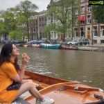 Harshika Poonacha Instagram - Wait a second !!! Doesn’t this pic look like a painting ?🥰 Found the best spot to have the world famous holland burger and fries ❤❤❤ Amsterdam, Netherlands
