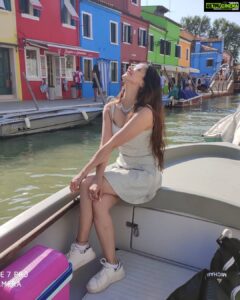 Harshika Poonacha Instagram - If colors could be a place, it's this beautiful #burano ❤❤❤ You've filled my life with colors burano 💕 I can't express how happy I'm today, you are amazing💕😍 Burano Island