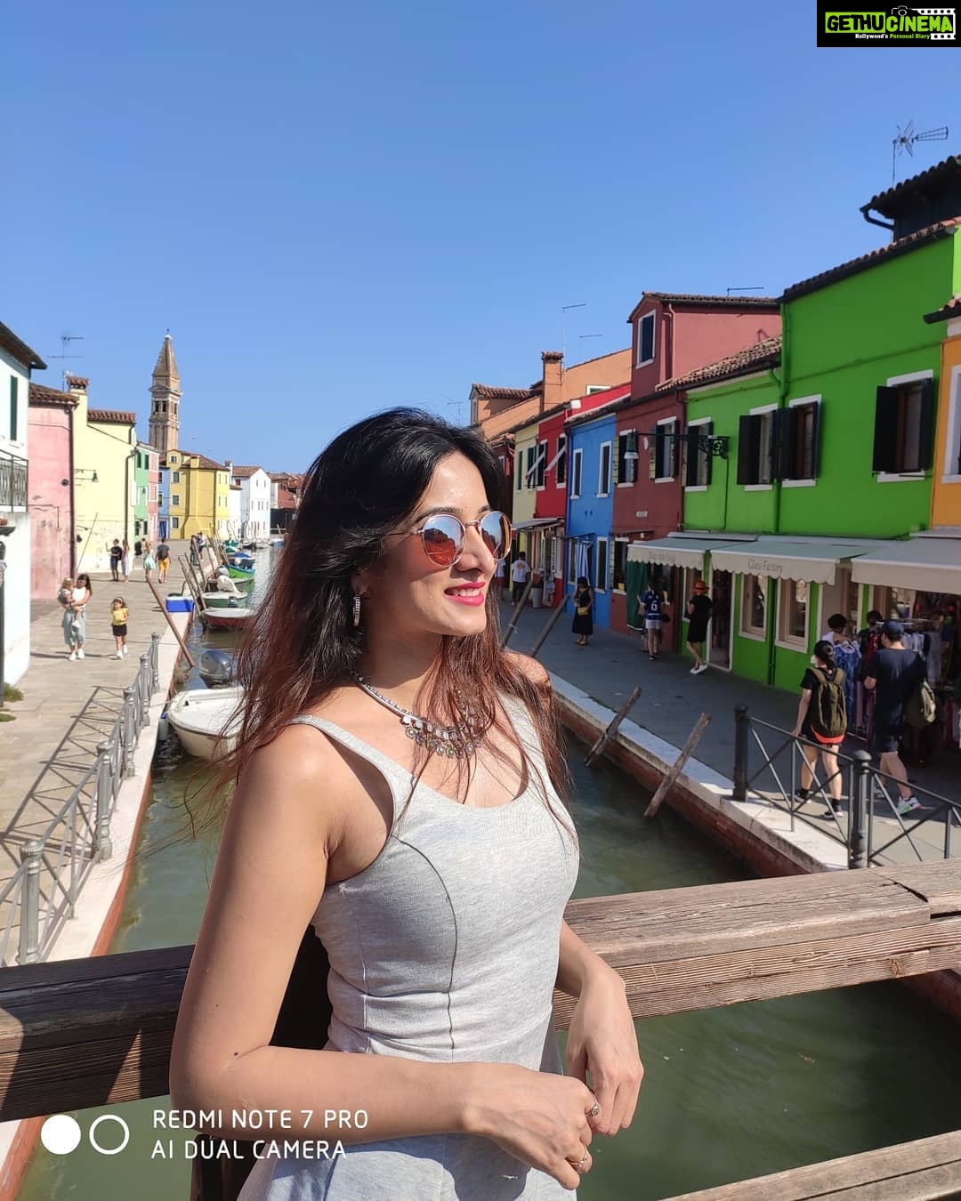 Harshika Poonacha Instagram - If colors could be a place, it's this beautiful #burano ❤❤❤ You've filled my life with colors burano 💕 I can't express how happy I'm today, you are amazing💕😍 Burano Island