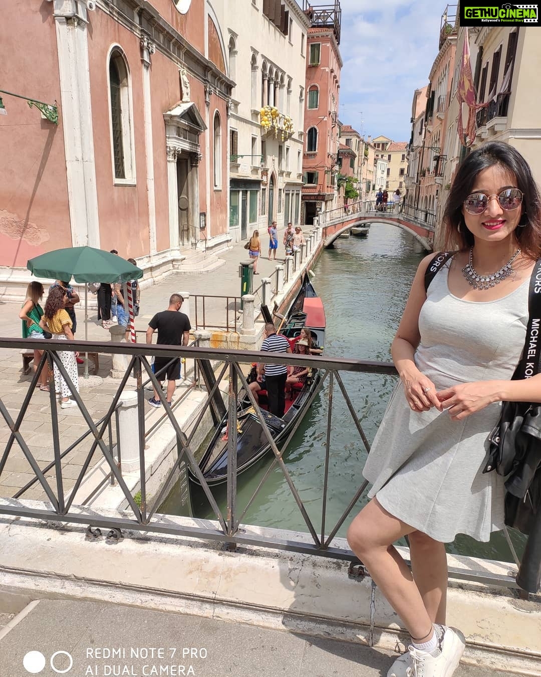 Harshika Poonacha Instagram - Mama miaaaaa venezia 💕💕💕 Venezia, Italia