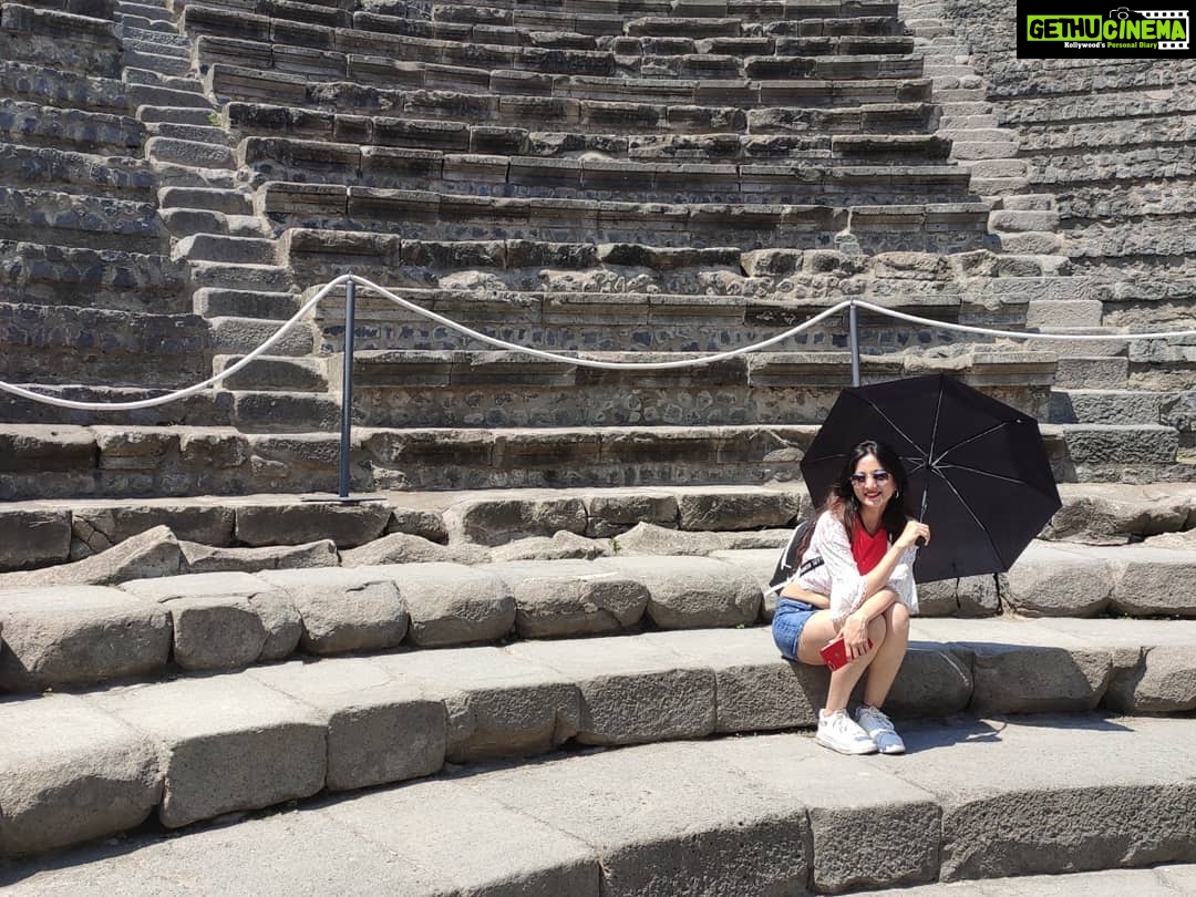 Harshika Poonacha Instagram - Pickaboo #pompeii 💕❤😍 Ruins of Pompeii, Italia