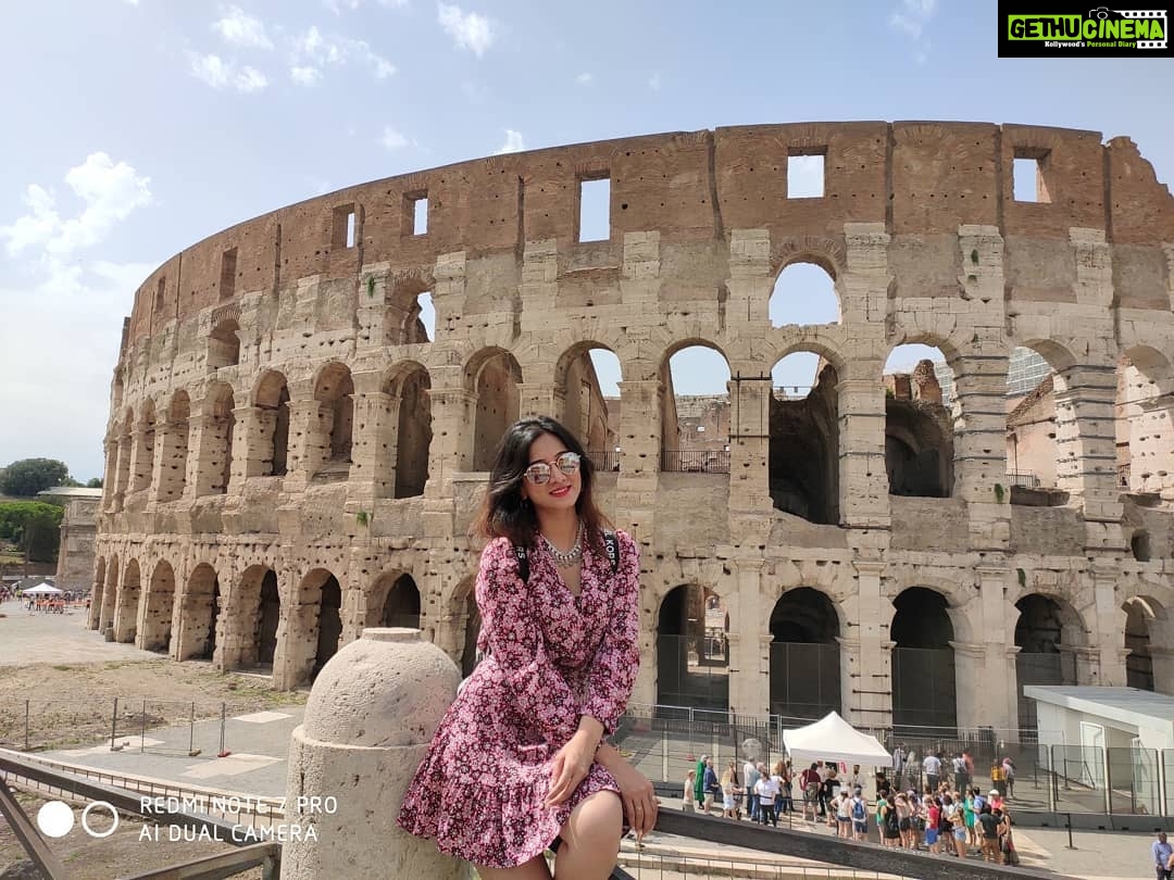 Harshika Poonacha Instagram - The beautiful #colosseum 😘😘😘