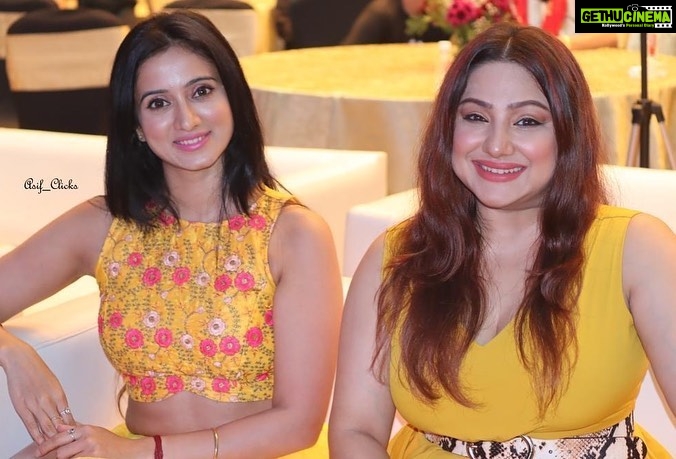Harshika Poonacha Instagram - Be a Sunshine ♥️♥️♥️ It was a wonderful event with beautiful people ♥️♥️♥️ Thankyou somuch @kamar.d_ @kamarfilmfactory for bringing @filmfare south to Namma Bengaluru ♥️♥️♥️ It was an honour to have met the Chief Editor of Filmfare Mr @jiteshpillaai sir and the gorgeous actress @hegdepooja . And our Most gorgeous actresses @priyanka_upendra ma’am and @tharanooradha_official ma’am ♥️ Also our philanthropist politician MLA @mp_renukachrya sir and Mrs Renukacharya with another beautiful actress @meghashetty_officiall . My heart was filled with happiness to be around these lovely people . Thankyou @kamar.d_ once again for this lovely event ♥️ Conrad Bengaluru