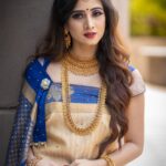 Harshika Poonacha Instagram - Stay REGAL Stay REAL👸🏻 This series have made me and you happy, Putting up all together 🥰 Thankful to my power team ❤️ Beautiful Saree by @jayanthiballal MUH @roominachanu Jewellery @nikhaarjewelsindia Clicked by the Amazing @rathin09 Radisson Blu Plaza Hotel Mysore