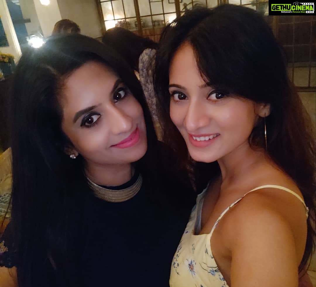 Harshika Poonacha Instagram - Super fun at @sangeethagururaj dhi's birthday party ❤️❤️❤️ Don't forget to swipe right on my album , The pictures just get better 😂😂😂 It was so wonderful meeting my most beautiful people ❤️ @shilpaaganesh @priyanka_upendra @amulya_moulya @indu_342 @pavithrahalkatti Olive Beach