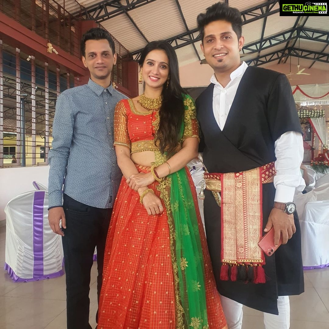 Harshika Poonacha Instagram - Its a #Wedding season❤ My little cousin sister @meghna_muthamma got married a week ago ❤❤❤ It was a beautiful wedding and I really missed Pappa at this wedding . He would've loved to be a part of it. Weddings are a place to meet your entire family and continued family who you don't meet often coz of busy schedules. This was one of them, I met all my beautiful granddads,grandmoms,aunts, uncles ,cousins and other relatives ❤ So my piece of advice is "Do make yourself free for special events, it will bring joy to the heart and smile on your loved ones faces" . #kodava #wedding . . . . . . Wearing beautiful @shreedesignersboutique Jewellery @velvetboxby Bittangala, Coorg