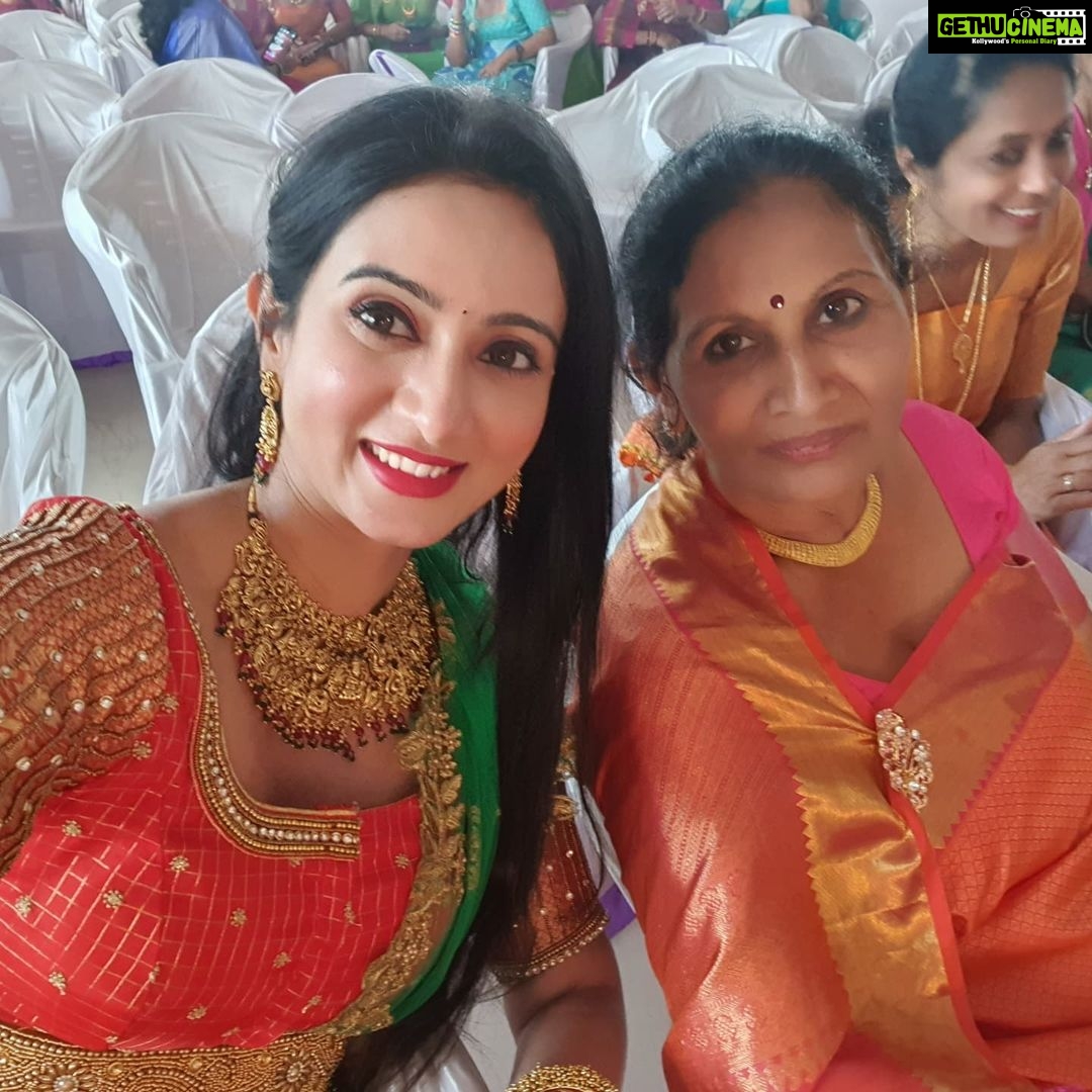 Harshika Poonacha Instagram - Its a #Wedding season❤ My little cousin sister @meghna_muthamma got married a week ago ❤❤❤ It was a beautiful wedding and I really missed Pappa at this wedding . He would've loved to be a part of it. Weddings are a place to meet your entire family and continued family who you don't meet often coz of busy schedules. This was one of them, I met all my beautiful granddads,grandmoms,aunts, uncles ,cousins and other relatives ❤ So my piece of advice is "Do make yourself free for special events, it will bring joy to the heart and smile on your loved ones faces" . #kodava #wedding . . . . . . Wearing beautiful @shreedesignersboutique Jewellery @velvetboxby Bittangala, Coorg