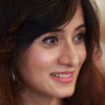 Harshika Poonacha Instagram - Tag someone who can capture your every single expression 🙈🙈🙈 I'm lucky as I've #Sandeep , My super candid photographer who has made me super confident about both my profiles and every possible angle I can look at 😇 Love my team 👍 #SuperBlessed PS: ***Don't steal my photographer from me 😂 Barbeque Nation