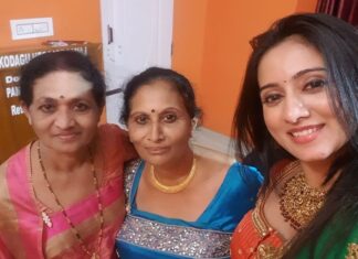 Harshika Poonacha Instagram - Its a #Wedding season❤ My little cousin sister @meghna_muthamma got married a week ago ❤❤❤ It was a beautiful wedding and I really missed Pappa at this wedding . He would've loved to be a part of it. Weddings are a place to meet your entire family and continued family who you don't meet often coz of busy schedules. This was one of them, I met all my beautiful granddads,grandmoms,aunts, uncles ,cousins and other relatives ❤ So my piece of advice is "Do make yourself free for special events, it will bring joy to the heart and smile on your loved ones faces" . #kodava #wedding . . . . . . Wearing beautiful @shreedesignersboutique Jewellery @velvetboxby Bittangala, Coorg