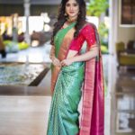 Harshika Poonacha Instagram - ಯುಗಾದಿ ಹಬ್ಬದ ಶುಭಾಶಯಗಳು 🌱🌹🌻 ನಿಮ್ಮ ಮನೆಯಲ್ಲಿ ಸುಖ ಶಾಂತಿ ನೆಮ್ಮದಿ ಎಂದೆಂದಿಗೂ ನೆಲೆಸಿರಲಿ 🙏