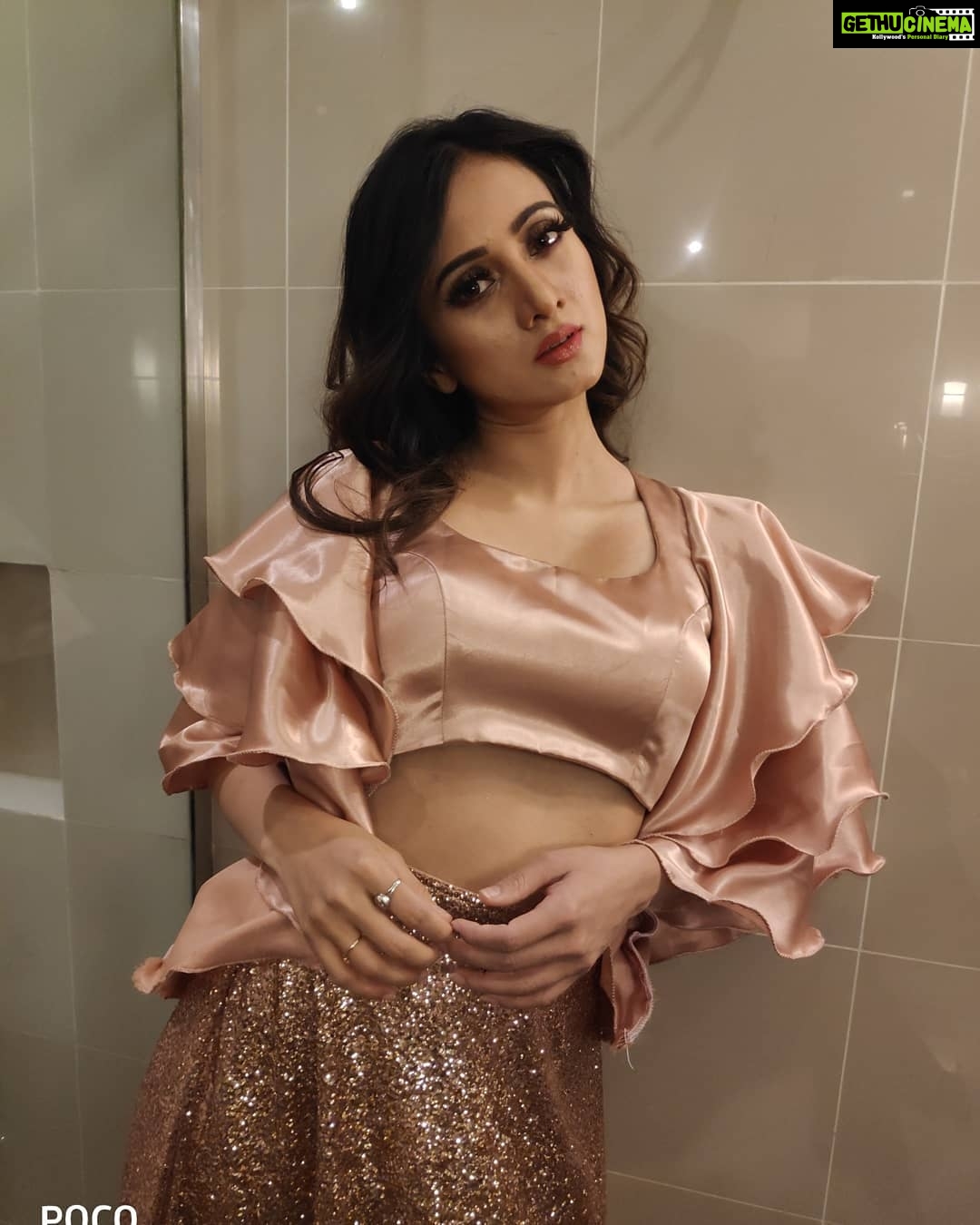 Harshika Poonacha Instagram - My most innovative and incredible photoshoot❤️❤️❤️ These pictures got viral before I shared them on my social media 🥰 I can't get more happier 🤩 Here's finally presenting to you my set and I love you guys 🙏 Thankyou 💗 Wearing @nick.roshan Hair and makeup @roominachanu Event curated by @chittara_kannada The Lalit Ashok Bangalore