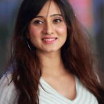Harshika Poonacha Instagram - Tag someone who can capture your every single expression 🙈🙈🙈 I'm lucky as I've #Sandeep , My super candid photographer who has made me super confident about both my profiles and every possible angle I can look at 😇 Love my team 👍 #SuperBlessed PS: ***Don't steal my photographer from me 😂 Barbeque Nation