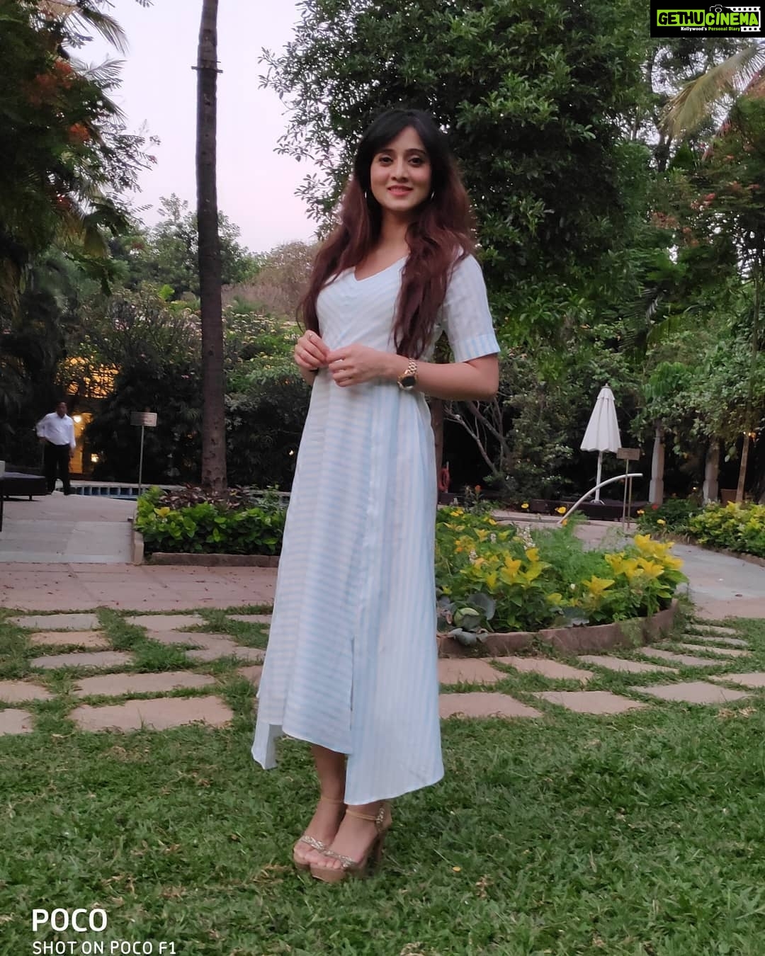 Harshika Poonacha Instagram - "DONT GO WITH THE FLOW, BE THE FLOW" ❤️❤️❤️ Taj West End, Bengaluru