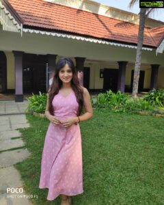 Harshika Poonacha Instagram - Rise and shine 🤩🤩🤩 My Day 1 from Yugadi just got beautiful ❤️ My favourite #POCOF1 photoshoot @tajwestend Thankyou @manukumarjain 😇 Taj West End, Bengaluru