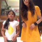 Harshika Poonacha Instagram – Coolest video with the coolest baby girl 😘😘😘
#happybirthdaycharithriyaganesh ❤️
@goldenstar_ganesh @shilpaaganesh