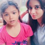 Harshika Poonacha Instagram - Remembering this super cute video with this cute little doll on her birthday ❤️❤️❤️ #Charithryaganesh is the sweetest kindest and smartest little girl I’ve met and she has a big heart which always beats for kittens and puppies😘😘😘 She talks like a big girl and I’ve had my big girl discussions with her. Here’s wishing this Super talented Golden Princess #Charithryaganesh a Very Very Happy Birthday 😘😘😘 Lots of love and Stay blessed Cherry❤️❤️❤️ Thanks to the Golden Couple @goldenstar_ganesh sir and @shilpaaganesh ma’am for bringing this angel to the world 🤗
