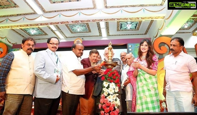 Harshika Poonacha Instagram - #BIFFES #BangaloreInternationalFilmFestival Happiness is when you share the stage with the Honourable and Most Important people of your State Karnataka . Here I am at the Inauguration of the 11th #BangaloreInternationalFilmFestival at #VidhanaSoudha sharing the stage with the #CMofKarnataka HD Kumaraswamy sir, Our Kannada Film Industry Veteran Superstar #AnanthNag sir, Bollywood Veteran Director @rrawail sir, Our Karnataka Chalanachitra Academy Chairman And Veteran Director @nagathihallichandrashekar sir, Our Karnataka film chamber and commerce president #SAChinnegowda sir, MLC T.A.Sharavana sir and others . 👗 @jayanthiballal 💍 @sriganeshjewellers 💄 @shaggy_khuman 📸 @rathin09 Vidhana Soudha