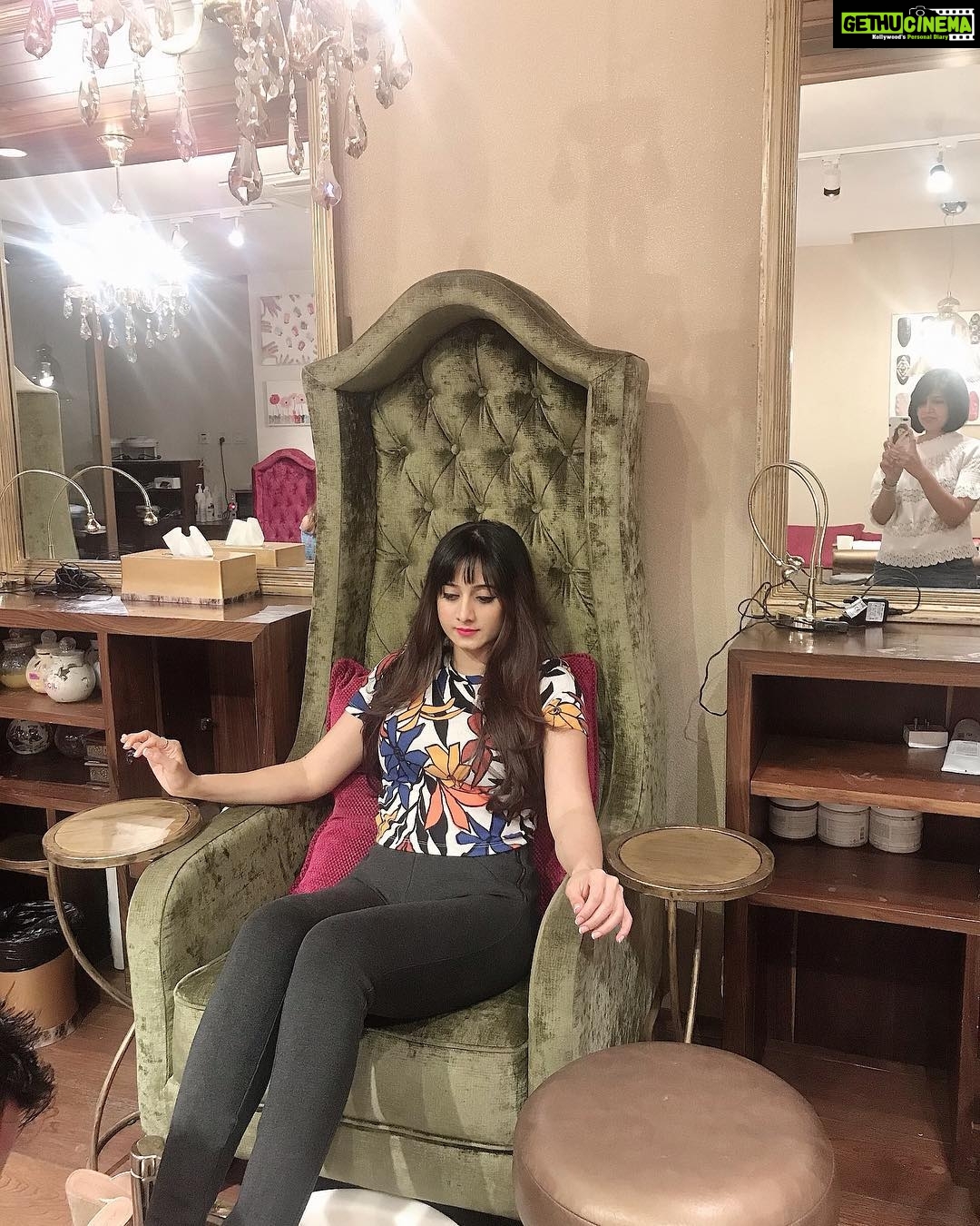 Harshika Poonacha Instagram - Once a princess 👸🏻, always a princess ❤️❤️❤️ #salon #haircut #nails #sunday #pamperyourself
