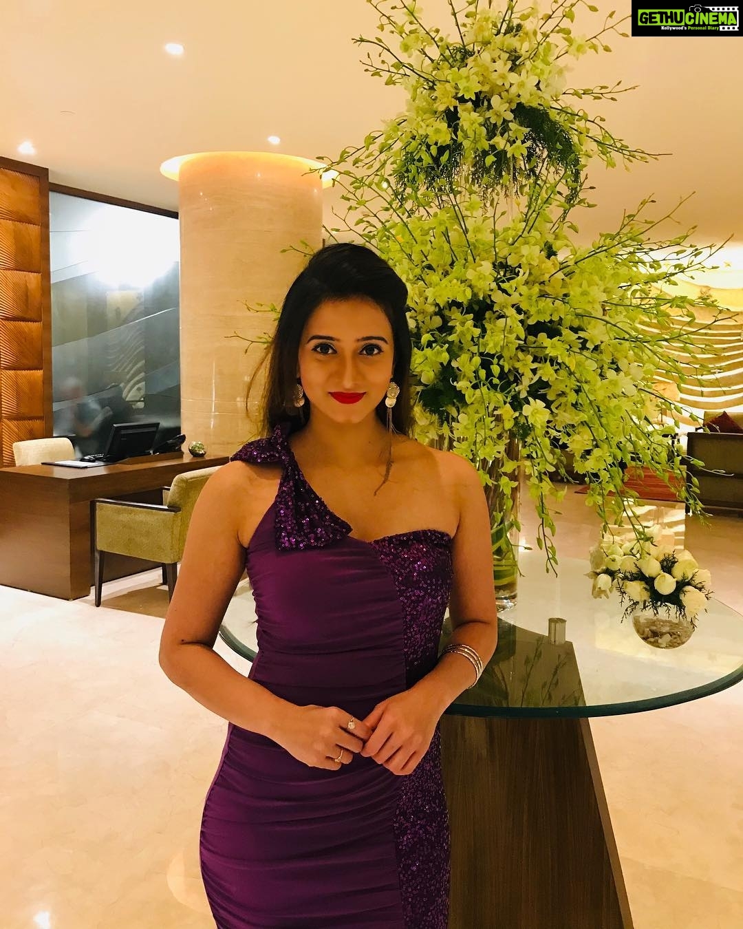 Harshika Poonacha Instagram - I love my job ❤️❤️❤️ #shine #on #love #actor 😘 Taj Vivanta Panji Goa