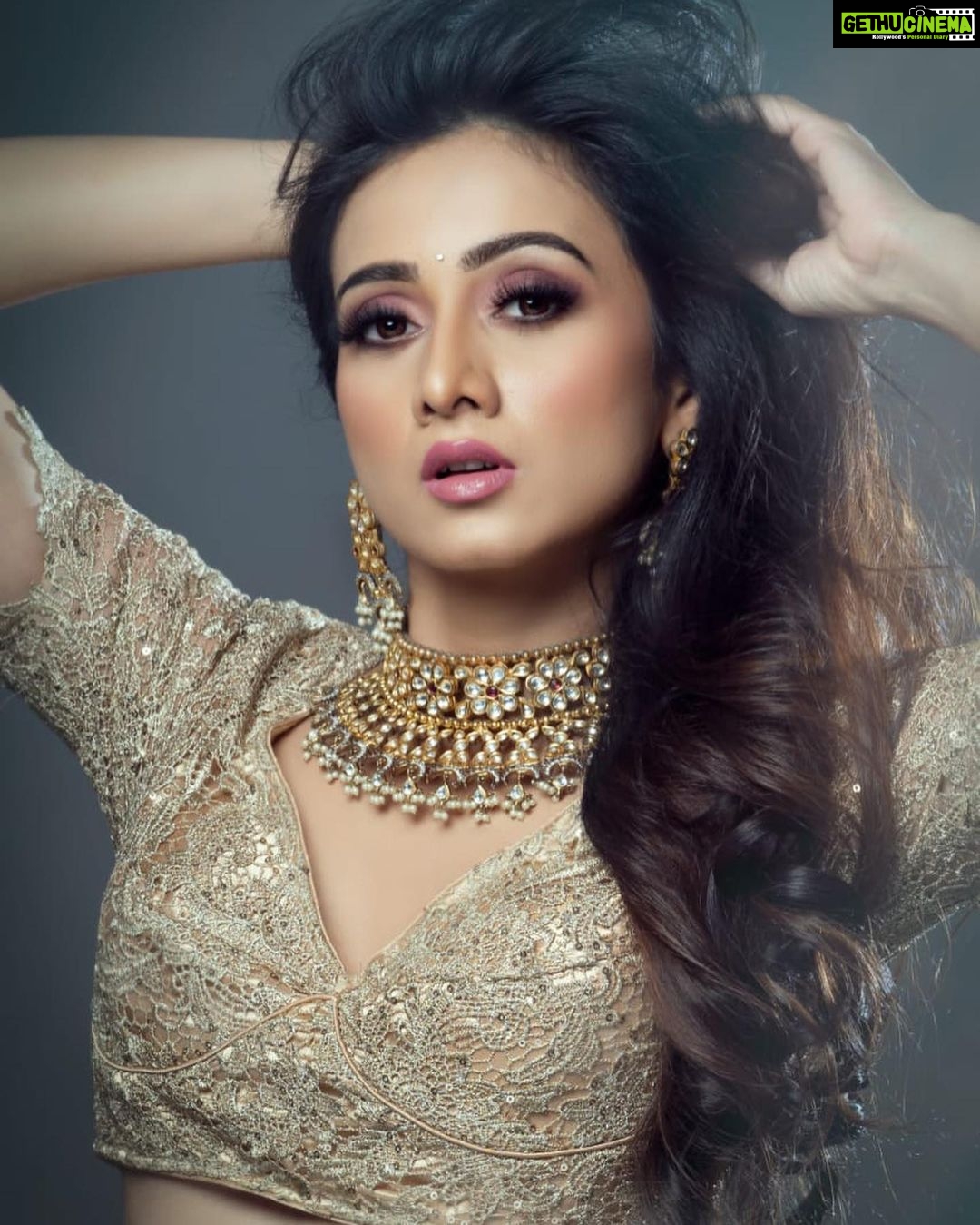 Harshika Poonacha Instagram - No BEAUTY shines brighter than that of a good HEART ♥️♥️♥️ . . . . . All put together ♥️♥️♥️ PC @photographer_ajay Wearing @label_divya_samal MUH @lakshmi_shetty_makeover