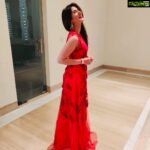 Harshika Poonacha Instagram - Friends , Fun , Laughter and Good Food is all a person needs, And lastnight’s #bangaloretimesfoodguideawards @bangalore_times was an example of one such beautiful and memorable goodtimes. Also It’s become a ritual for me to wear the beautiful @reshmakunhi creation for this award function from past few years and It’s a princess feeling Everytime ❤️❤️❤️