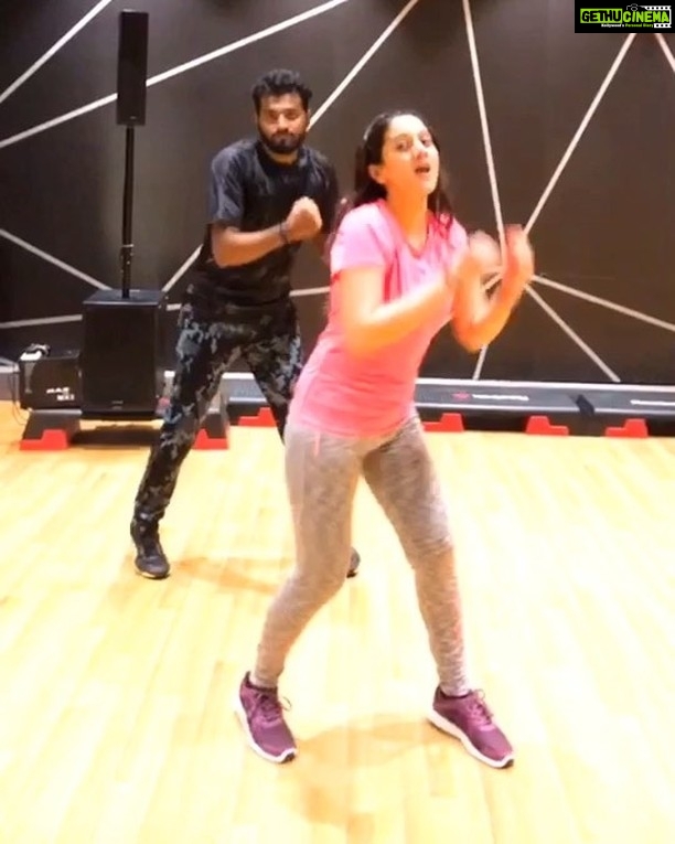Harshika Poonacha Instagram - Get ready to win a #Miband3 from your favourite actress #harshikapoonacha ❤️❤️❤️ Yes guys, You heard it right, Get ready for the #Miband3 #fitnesschallenge , Duet with me on @tiktok At @actressharshika and the Most creative duets will win a #miband3 from me. So get lucky today ❤️❤️❤️ Make your duet videos and send it to me right away 🤗🤗🤗 #IndiasNo1WearableBrand #SmarterLiving #MiBand3 #fitnesschallenge
