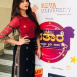 Harshika Poonacha Instagram – All about today ❤️
#judging @vijaykarnataka #Navathaare fashion show at @klelawcollegeblr 
#actresslife #actress #heroine #judge #fashion #fashionshow #college #students #karnataka #kannada #kannadaactress #harshika #harshikapoonacha #harshikapoonachaofficial