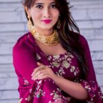 Harshika Poonacha Instagram – ❤️❤️❤️
Wearing the beautiful  @becomingbyreshmakunhi @reshmakunhi 
Styled by @krithikachittyana 
Jewelry @malabargoldanddiamonds 
PC @rahul_karangale_photography