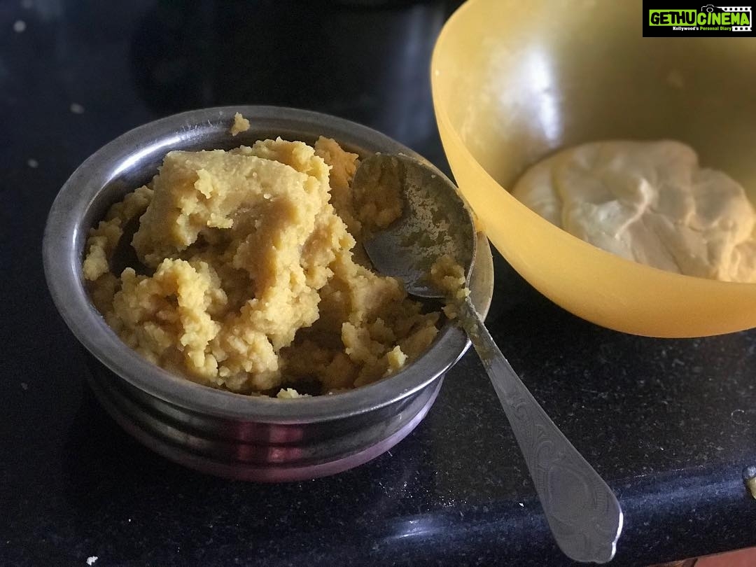 Harshika Poonacha Instagram - Holige in the making 🤗🤗🤗 #lovecooking #ugadispecial