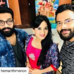 Harshika Poonacha Instagram - #Repost @hemanthmenon with @get_repost ・・・ 😃💫 My power team #charminar