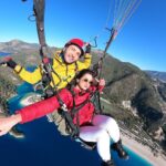 Harshika Poonacha Instagram – Sandalwood “Chitte” 🦋 and Mollywood “Neela Shalabham” 🦋 flying for real 🪂
How filmy 🙈🙈🙈
.
.
.
My first Paragliding experience was as beautiful as these names 🪂
The feeling of being above the earth is surreal ♥️♥️♥️
I literally felt I had wings and I was flying 🦋🦋🦋 
Thankyou @airborneparaglidingtr for this wonderful and thrilling experience 🤗
My pilot #tuna , my guide @atamantra and the driver 👍👍👍
You guys were amazing 🪂🪂🪂
I chose the most beautiful place on earth to sail myself in the sky and that is #turkey , Ahhhhh! The view from the top is ecstatic and so overwhelming,I was up there for more than 45 minutes and It’s something unreal and unimaginative what happens up there .
Swipe right and if you see the last pic , you can actually feel like I’m above the globe 🌎 
This was my #bucketlist No 25 I guess, And I did it ♥️
You all should do it too ! It’s ONE LIFE , so LIVE IT 💕 Fethiye Paragliding, Turkey