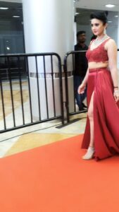 Harshika Poonacha Instagram - When people tripped on my dress a trillion times 🙈🙈🙈 I still made it to the stage 🤣🥰 #SIIMA #siimaonreels @siimawards