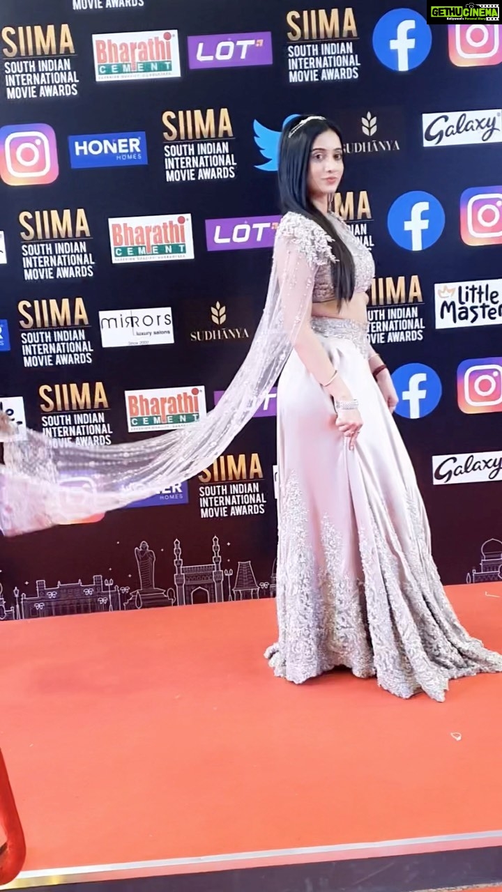 Harshika Poonacha Instagram - Princess feels at #SIIMA DAY2 ♥️ Wearing the gorgeous @label_divya_samal and special mention to the lovely cape designed exclusively for my princess feels ♥️ Pretty Jewelry by @pihtara_jewels MUH @gotomirrors Love you @siimawards for making me feel like a princess 👸 I loved every bit of the attention I received ♥️♥️♥️ Lots of love to each and everyone ♥️ Congratulations to all the winners As always @siimawards rocked this year aswell♥️ #siimaonreels #siima
