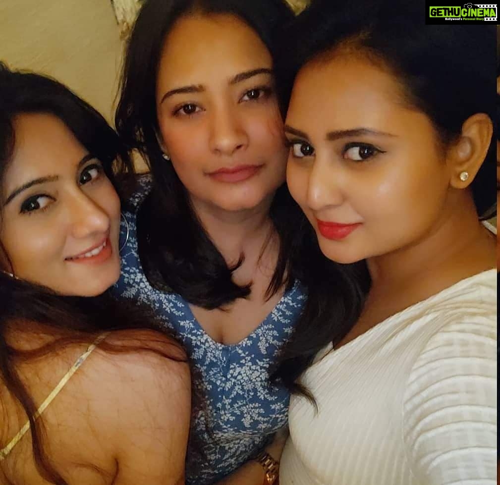 Harshika Poonacha Instagram - Happy birthday @nimmaamulya baby ❤❤❤ Keep spreading love and be happy forever ❤