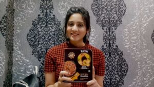 Harshika Poonacha Instagram - Good food always keeps me in a good mood and there's no second thoughts when it comes to my favourite #ReadyToEat meals! @tataqfoods has been my No. 1 choice for all my food cravings. They're not just super tasty but also totally reliable and take utmost care when it comes to maintaining hygiene. 
.
Get additional 10% off on @grofers with my code HARSHIKA
#TataQ #HeattoEatin60seconds #ReadyToEat #HeatToEat #SafetoEat #InstaFood