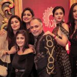 Harshika Poonacha Instagram - Gold and Glitter princess in a @nadira_couture creation with these cuties @sharmielamandre @diganthmanchale @shubra.aiyappa @sanjjanaagalrani @deepika__das @anu_1356 @007appi @spoorthi_vishwas @shalnigowda_official 🌟✨ At the @the.nailartistry launch ♥️ Thankyou @_yellowz_media_ @deninmd @imozio_wedding_planner for the lovely pics 😍