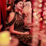 Harshika Poonacha Instagram - Gold and Glitter princess in a @nadira_couture creation 🌟✨ At the @the.nailartistry launch ♥️ Thankyou @_yellowz_media_ @deninmd @imozio_wedding_planner for the lovely pics 😍