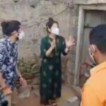 Harshika Poonacha Instagram - ಭುವನಂ ತಂಡದಿಂದ ಸವಸುದ್ದಿಯಲ್ಲಿ "ಉಷಾರ್" - "ಕರ್ನಾಟಕ ಕೊರೋನ ಜಾಗೃತಿ" ಅಭಿಯಾನ!! ಭುವನಂ ಸಂಸ್ಥೆಯ ರಾಯಬಾರಿಗಳಾದ ನಟ ಭುವನ್ ಪೊನ್ನಣ್ಣ ಹಾಗೂ ನಟಿ ಹರ್ಷಿಕಾ ಪೂಣಚ್ಚ ರವರು ಬೆಳಗಾವಿ ಜಿಲ್ಲೆಯ ಚಿಕ್ಕೋಡಿ ತಾಲೂಕಿನ ರಾಯಭಾಗದ, ಸವಸುದ್ದಿ ಗ್ರಾಮಕ್ಕೆ ಭೇಟಿ ನೀಡುವ ಮೂಲಕ ಉತ್ತರ ಕರ್ನಾಟಕದಲ್ಲಿ ಭುವನಂ ಸಂಸ್ಥೆಯ ಅಡಿಯಲ್ಲಿ ಆಯೋಜಿಸಲಾದ "ಉಷಾರ್" - "ಕರ್ನಾಟಕ ಕೊರೋನ ಜಾಗೃತಿ" ಅಭಿಯಾನವನ್ನು ಪ್ರಾರಂಭಿಸಿರುತ್ತಾರೆ.   ಸವಸುದ್ದಿ ಗ್ರಾಮದಲ್ಲಿ ಒಂದೇ ತಿಂಗಳಲ್ಲಿ ಬರೋಬ್ಬರಿ 70 - 80  ಸಾವು ಗಳಾಗಿರುವುದನ್ನು ಅರಿತು ಖುದ್ದಾಗಿ ಬೆಂಗಳೂರಿನಿಂದ 12 ಗಂಟೆಗಳ ಕಾಲ ಅವರ ತಂಡದೊಡನೆ ಪಯಣ ಬೆಳಸಿ ಇಲ್ಲಿಯ ಜನರನ್ನು ಭೇಟಿ ಮಾಡಿ ಅವರ ತೊಂದರೆಗಳನ್ನು ಆಲಿಸಿ, ಕೊರೊನ ಪೀಡಿತ 50 ಸಂಸಾರಗಳ ಮನೆಗೆ ತಾವೇ ತೆರಳಿ ಒಂದು ತಿಂಗಳಿಗೆ ಆಗುವಷ್ಟು ಅಗತ್ಯ ವಸ್ತುಗಳು ,ದಿನಸಿ, ಔಷದಿ ಮತ್ತು ಮಾಸ್ಕ್ ಗಳ್ಳನು ಎಲ್ಲಾ ಬಡ ಕುಟುಂಬಗಳಿಗೆ ಹಂಚಿದ್ದಾರೆ .