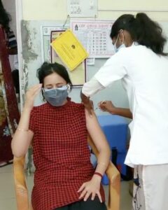 Harshika Poonacha Instagram - Let’s fight together against #covid_19 . Get #vaccinated today 👍